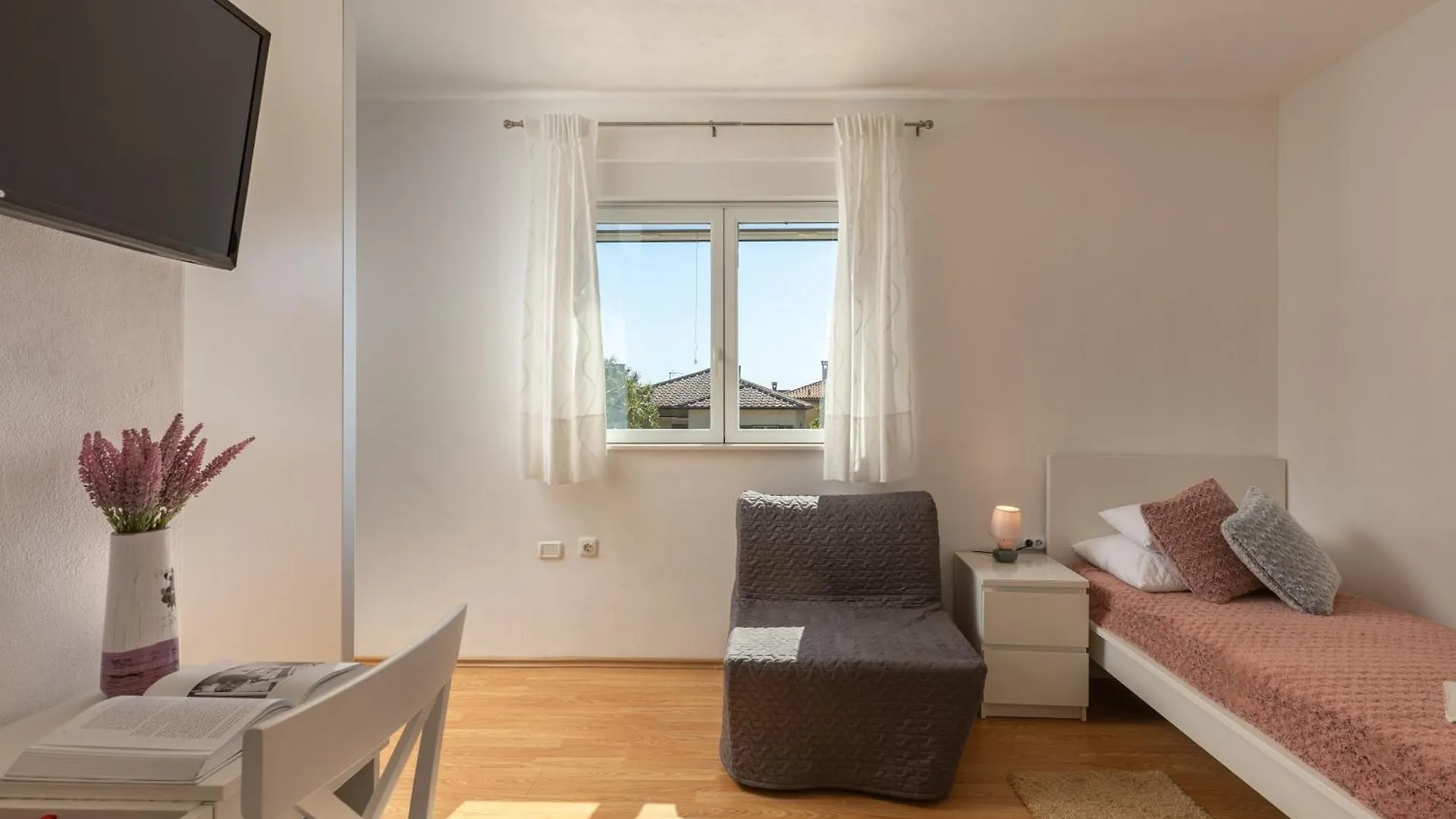Holiday Home Asteria - Happy Rentals Labin  0*, Labin (Istria)